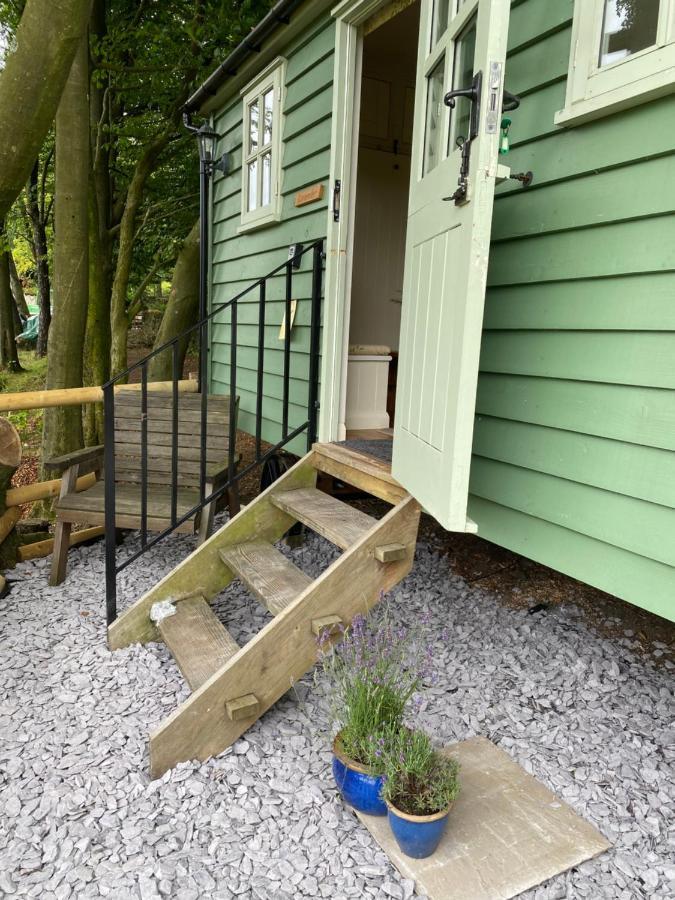Lavender Retreat With Private Hot Tub Guest House Upper Hulme Exterior photo