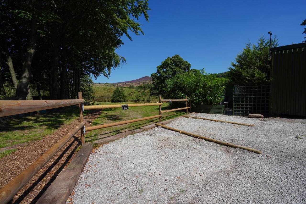 Lavender Retreat With Private Hot Tub Guest House Upper Hulme Exterior photo